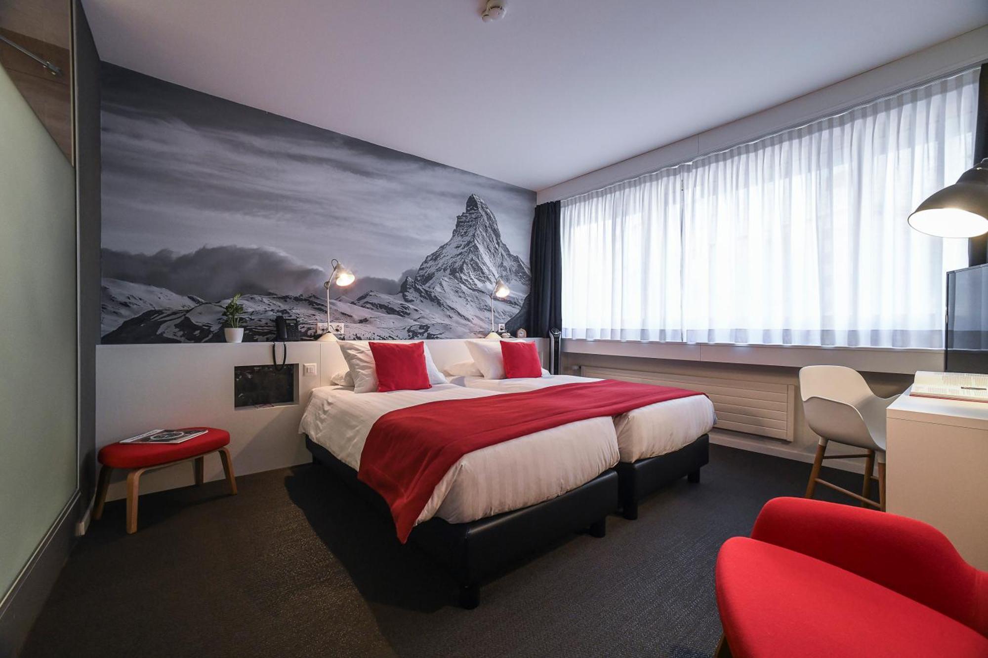 Swiss Hotel 4*
