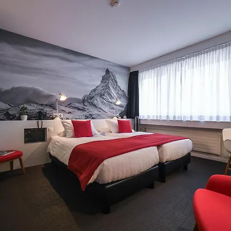 Swiss Hotel 4*