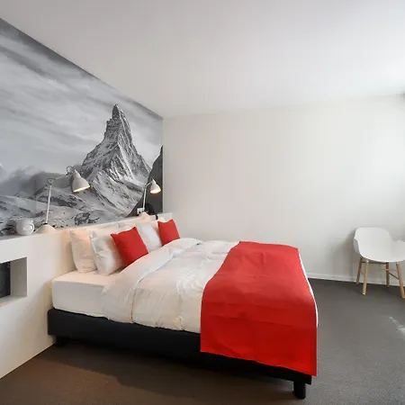 Hotel Swiss